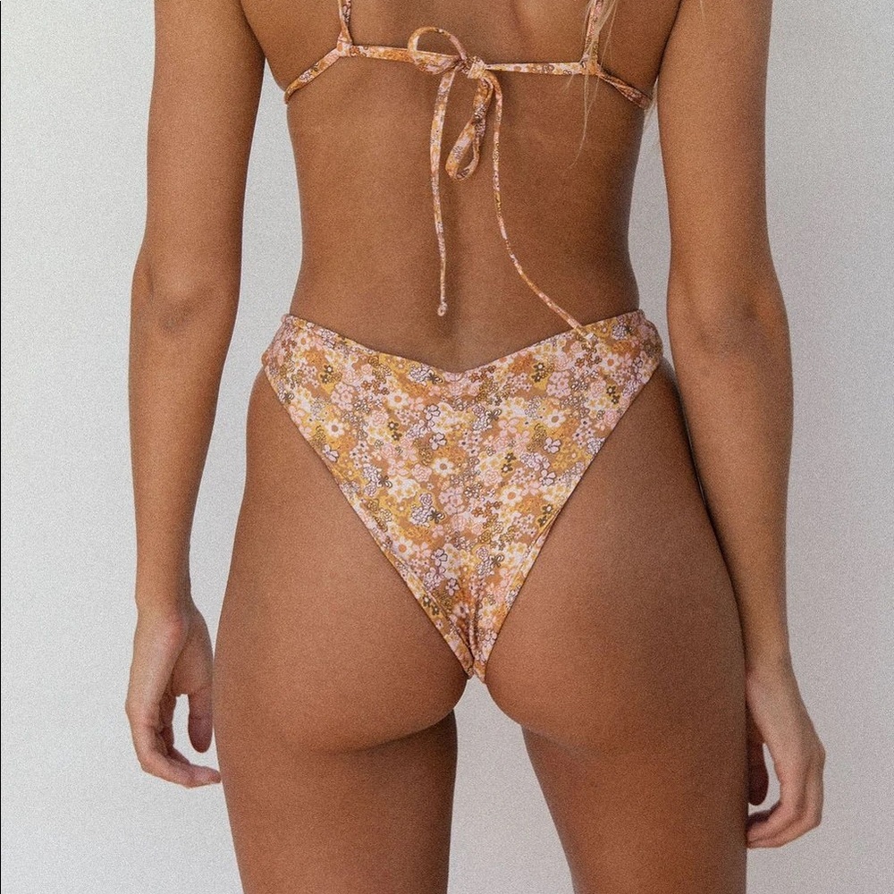 Stone Fox Swim Boa Bottom in Honey Ditsy